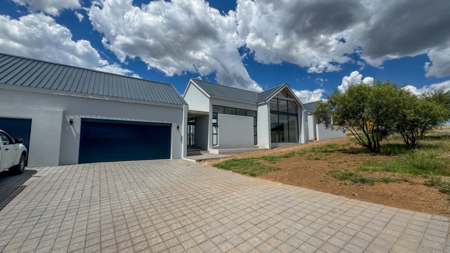 3 Bedroom Property for Sale in Tredenham Free State